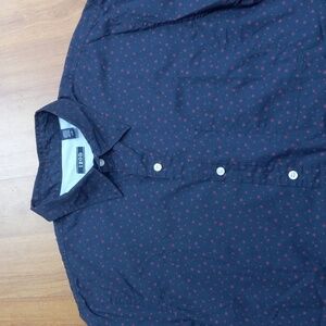 Izod button down